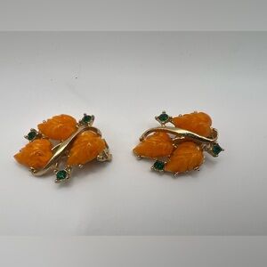 Vintage leaf earrings / orange / fall earrings